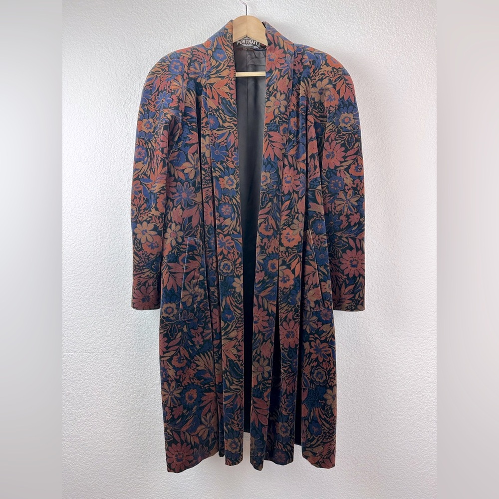 Vintage Velvet Floral Portrait Open Swing Jacket Duster